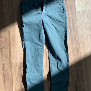 Forever 21 men’s Chino pants. Sz 33/34